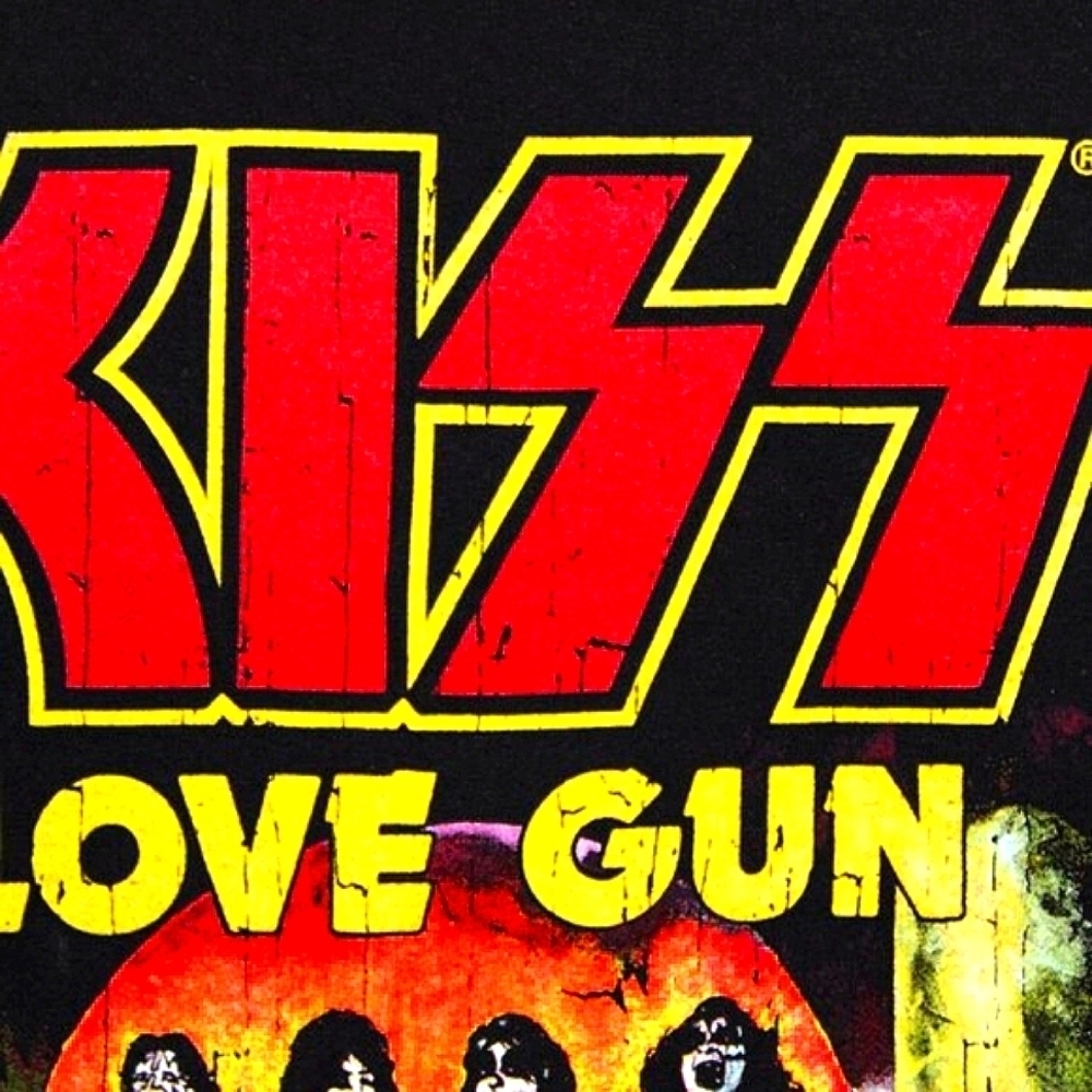 KISS Love Gun 2023 T-Shirt – 100% Cotton, Size L – Rock Band Graphic Tee - Picture 5 of 9